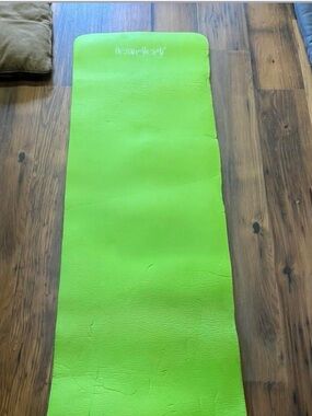 Lime Green Yoga Mat HEMINGWEIGH